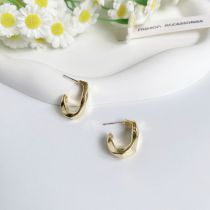 Fashion A Pair Of Gold Earrings Metal Irregular C-shaped Earrings