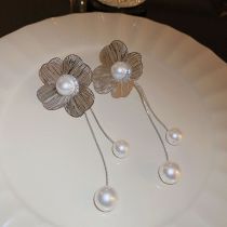 Fashion Silver Geometric Pearl Flower Earrings