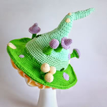 Fashion Green Acrylic Knitted Mushroom Elf Pullover Hat  Acrylic