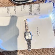 Fashion Tiaoding Silver Belt Stainless Steel Tonneau Dial Watch