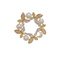 Fashion Gold Copper Inlaid Zirconium Pearl Butterfly Brooch