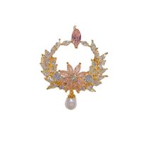 Fashion Zircon Garland Freshwater Pearl Brooch - Pin Style (thick Gold Plating) Copper Inlaid Zirconium Wreath Brooch