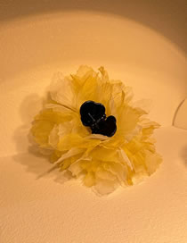 Fashion Pale Golden Gradient Three-dimensional Flower Hair Clip