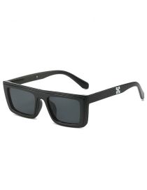 Fashion Black Frame Gray Film Large Square Frame Sunglasses