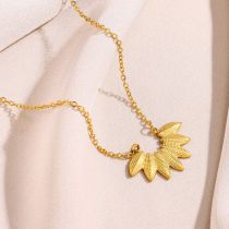 Fashion Gold Stainless Steel Sunflower Necklace