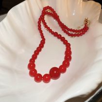 Fashion Necklace - Red Large And Small Jade Bead Necklace