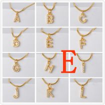 Fashion Golden E Gold Plated Copper And Diamond 26 Letter Necklace
