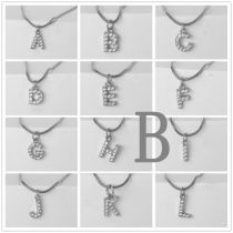 Fashion Silver B Gold Plated Copper And Diamond 26 Letter Necklace
