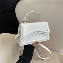 Fashion White Pu Glossy Flap Crossbody Bag