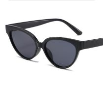 Fashion Glossy Black Framed Gray Film Cat Eye Small Frame Sunglasses