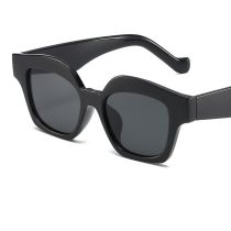 Fashion Glossy Black Framed Gray Film Pc Irregular Large Frame Sunglasses