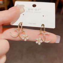 Fashion Micro-paved Double C Pearl Flower Earrings (thick Real Gold Plating) Copper Diamond Pearl Flower Letter Earrings Earrings