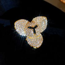 Fashion Brooch - Diamond Flowers Alloy Diamond Flower Brooch
