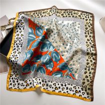 Fashion 50# Polyester Printed Square Scarf