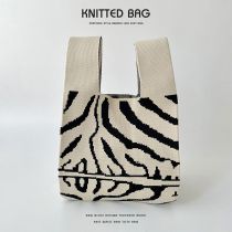 Fashion Zebra Stripe White Polyester Knitted Printed Tote Bag