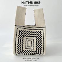 Fashion Wavy White Polyester Knitted Printed Tote Bag