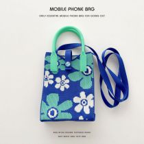 Fashion Blue Flowers (color Buttons) Blend Print Knit Crossbody Bag