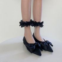 Fashion Black Petal Edge-solid Color Socks Petal Lace Socks