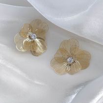 Fashion Gold Copper Diamond Three-dimensional Flower Stud Earrings