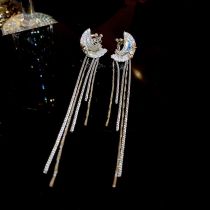 Fashion Ear Cuff-silver Metal Diamond Moon Tassel Cuff Earrings