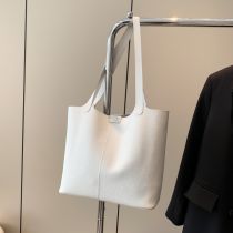 Fashion White Without Pendants Pu Large Capacity Shoulder Bag
