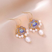 Fashion Gold Copper Pearl Lotus Earrings