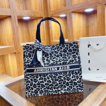 Fashion Silver Leopard Print Canvas Print Large Capacity Tote Bag