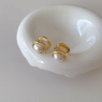 Fashion Pearl Earrings Oval Pearl Earrings