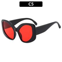 Fashion Black Frame Red Film Cat Eye Large Frame Sunglasses