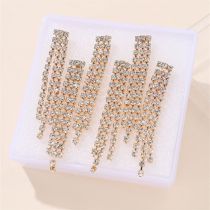 Fashion Gold Metal Diamond Claw Chain Earring Set