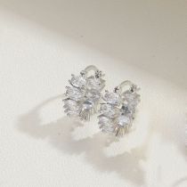 Fashion Water Drop Zircon (silver) Copper Diamond Geometric Earrings