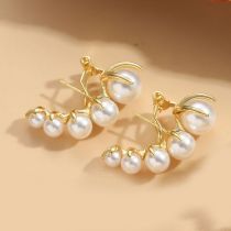 Fashion Multi Pearl Earrings Copper Geometric Pearl Stud Earrings