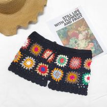 Fashion Black Hand-hook Floral Patchwork Beach Shorts