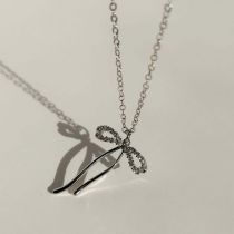 Fashion Silver Necklace Copper Inlaid Zirconium Bow Necklace