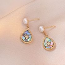 Fashion E0276 Crown Freshwater Pearl Earrings Copper Geometric Drop Earrings