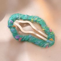 Fashion 7# Plush Knitted Cloud-shaped Hollow Hair Clip