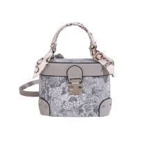 Fashion Grey Pu Embroidered Lock Large Capacity Crossbody Bag