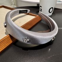 Fashion Grey Fabric Diamond-encrusted Five-pointed Star Wide-brimmed Headband