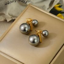 Fashion Gray Pearl Earrings Pearl Geometric Stud Earrings
