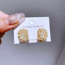Fashion Gold Copper Inlaid Zirconium Geometric Stud Earrings