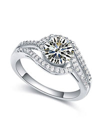 Everlas White Diamond Decorated Simple Design Zircon Crystal Rings