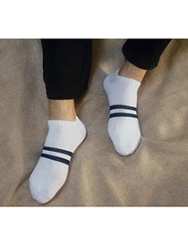 Parsimonious White Pure Color Simple Design Combed Cotton Fashion Socks