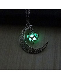 Fashion Green Hollow Out Moon Pendant Decorated Simple Necklace