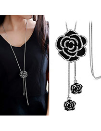 Elegant Black Rose Flower Shape Pendant Decorated Tassel Necklace