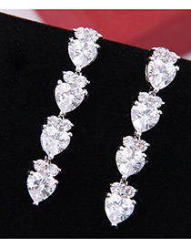 Elegant Zircon Heart Shape Diamond Decorated Earrings