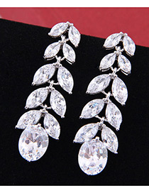 Elegant Zircon Leaf Shape Diamond Decorated Earrings