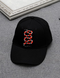 Fashion Black Embroidery Snake Decorated Pure Color Baseball Cap