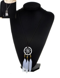 Bohemia White Feather Pendant Decorated Necklace