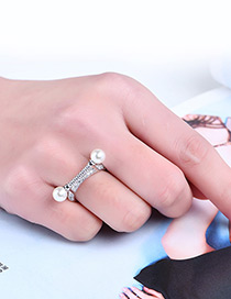 Fashion Silver Color Pearl&diamond Decorated Pure Color Ring